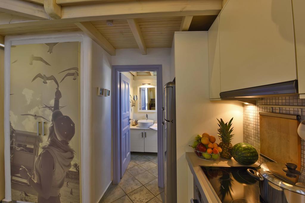 Ivi Mykonean Suites Mimoza Ornos Beach Exterior photo